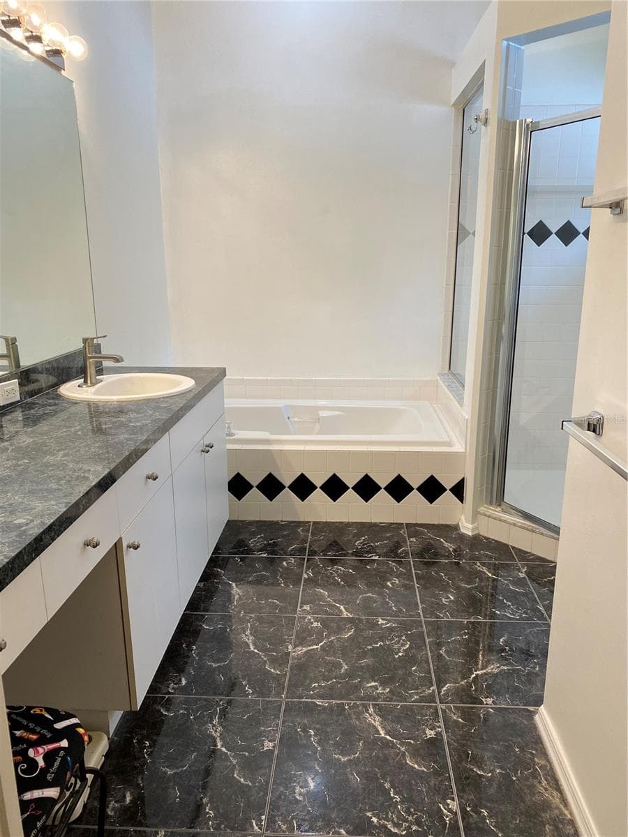 333 TAVERNIER DRIVE — photo 10 of 25
