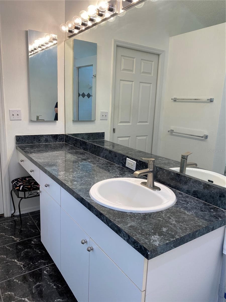 333 TAVERNIER DRIVE — photo 12 of 25