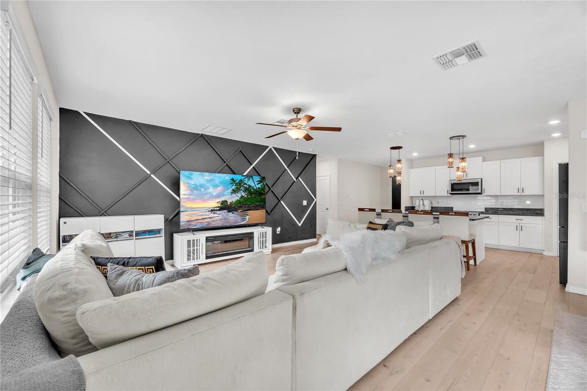 1911 FAN ALOE WAY — photo 8 of 44