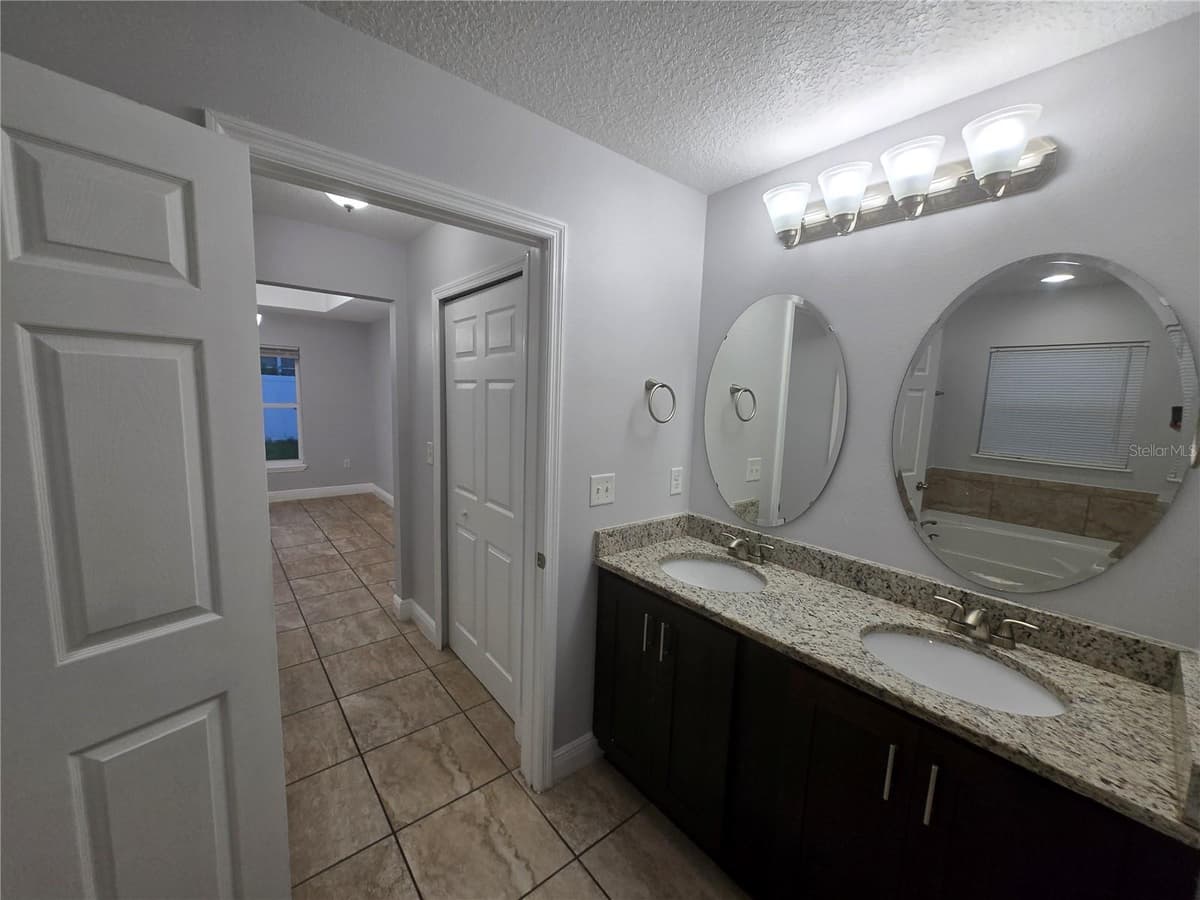 356 GARDENIA COURT — photo 13 of 18