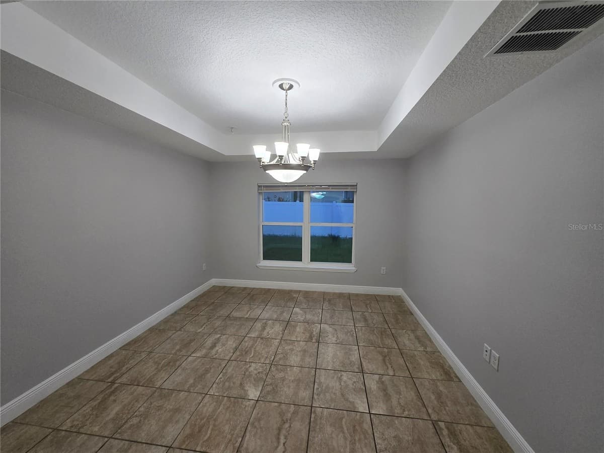356 GARDENIA COURT — photo 12 of 18