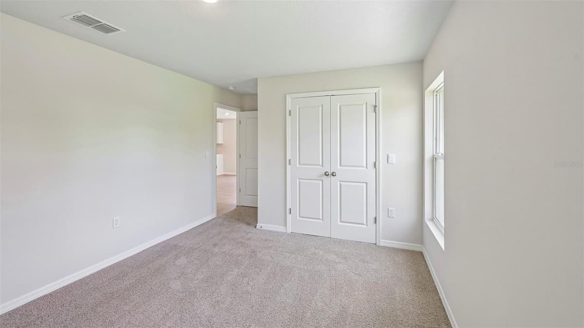 1142 BOURBON AVENUE — photo 12 of 38