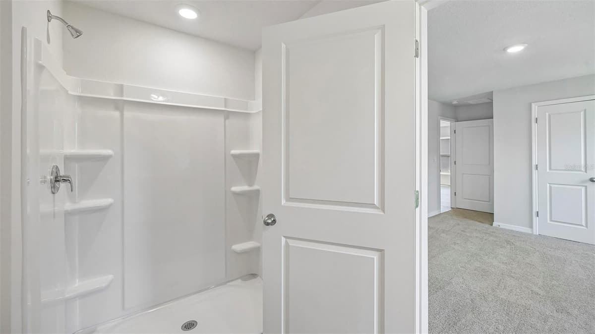 1142 BOURBON AVENUE — photo 16 of 38