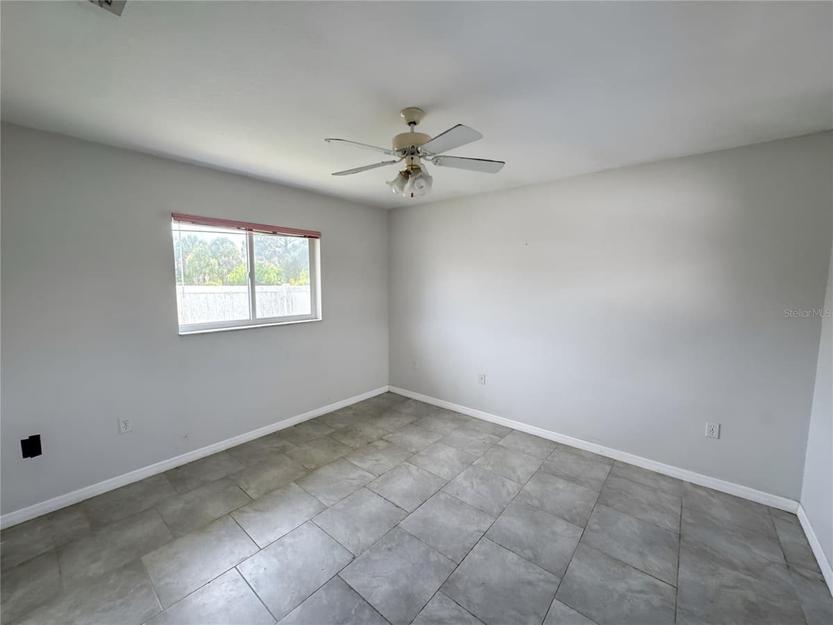 5431 CRANBERRY BOULEVARD — photo 10 of 19