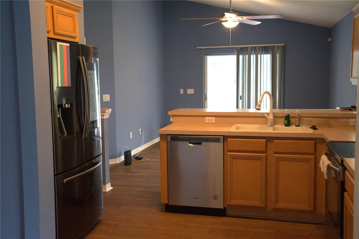 209 WESTMORELAND CIRCLE — photo 6 of 17