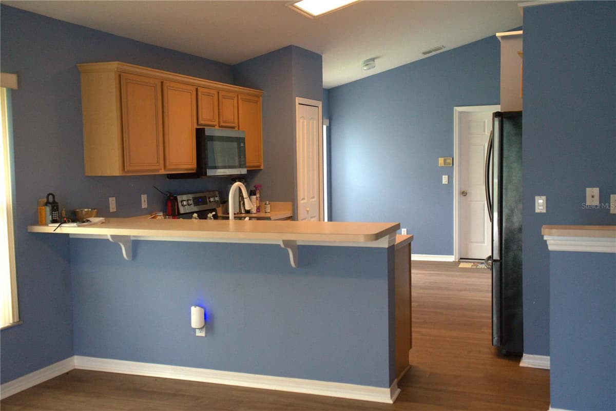 209 WESTMORELAND CIRCLE — photo 10 of 17