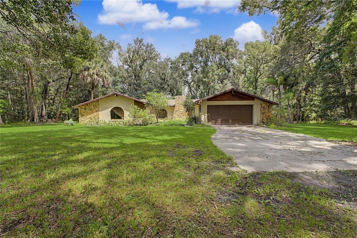 18255 LAKE LINDSEY ROAD — photo 38 of 38