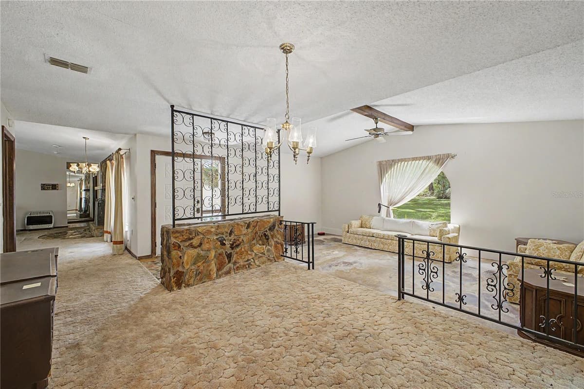 18255 LAKE LINDSEY ROAD — photo 7 of 38