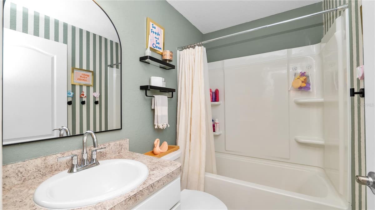 4791 DRAKE AVENUE — photo 27 of 39