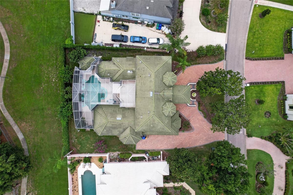 7957 PARK PLACE — photo 7 of 60
