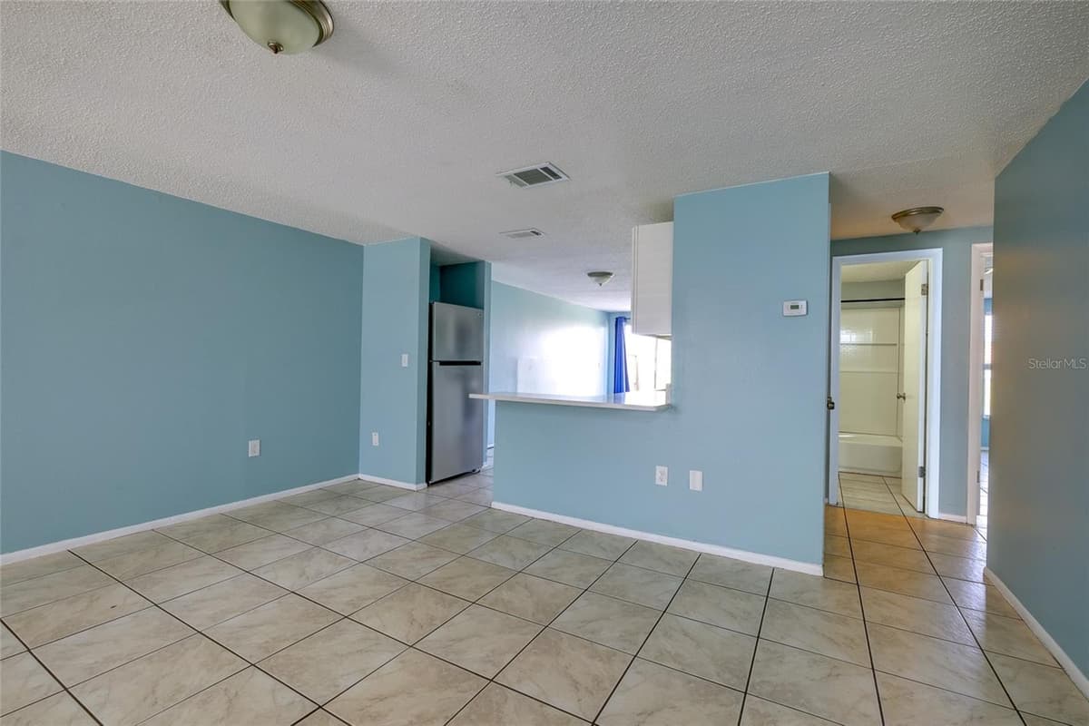 4304 78TH STREET — photo 10 of 31