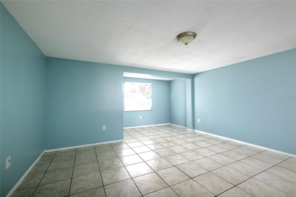 4304 78TH STREET — photo 7 of 31