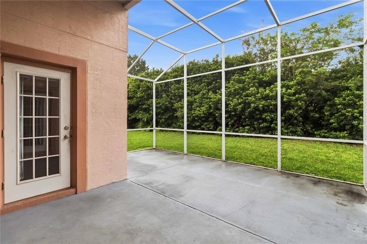 2412 RUNYON CIRCLE — photo 32 of 43