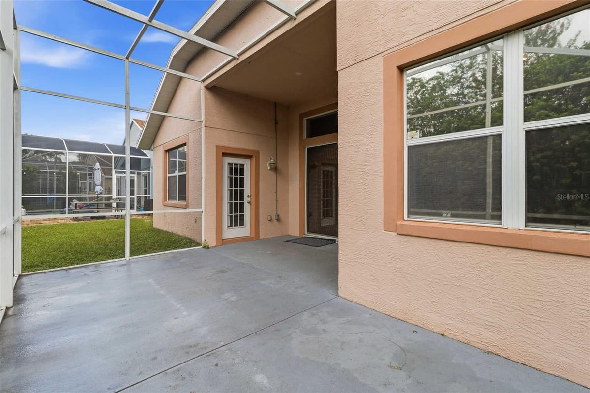 2412 RUNYON CIRCLE — photo 33 of 43