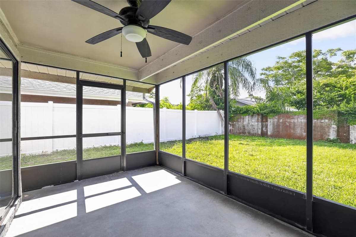 5024 CYPRESS TRACE DRIVE — photo 13 of 14