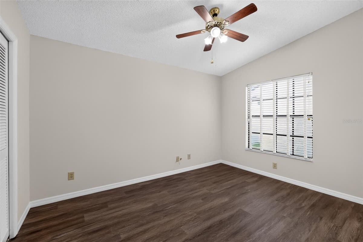 5024 CYPRESS TRACE DRIVE — photo 11 of 14
