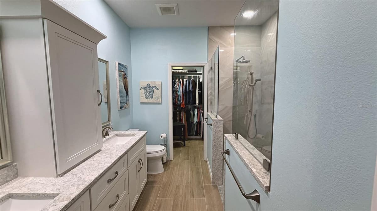 8240 ACADIAN LANE — photo 14 of 43
