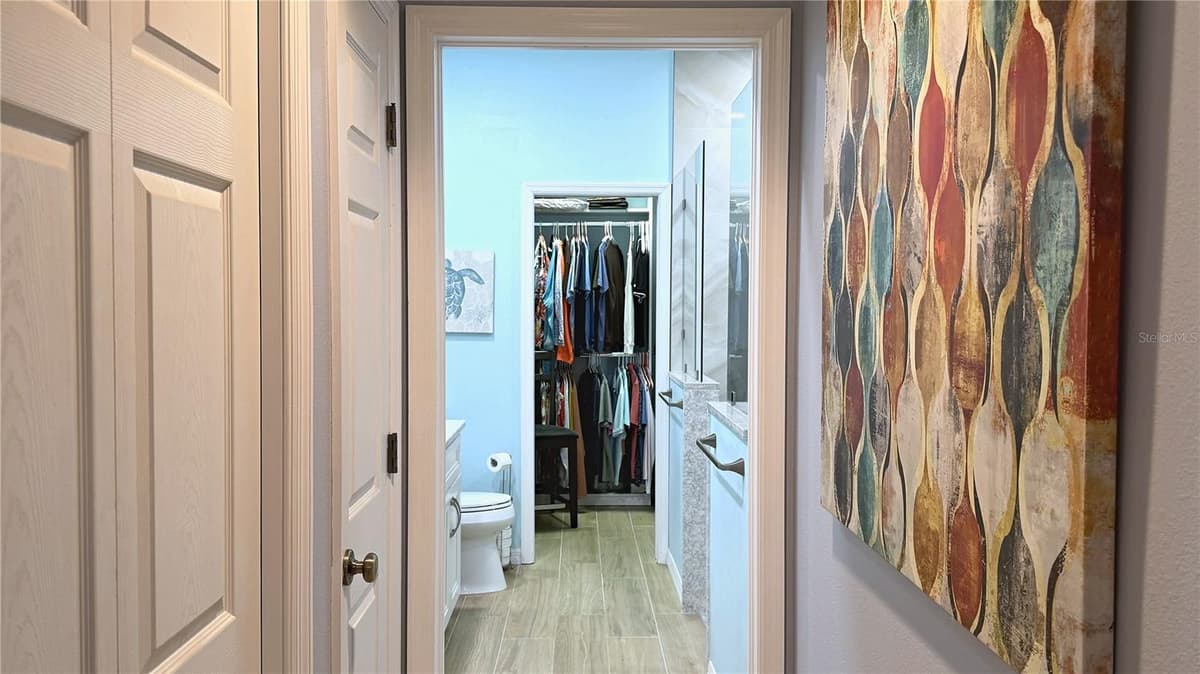 8240 ACADIAN LANE — photo 11 of 43