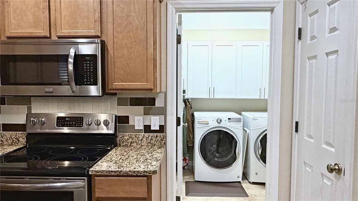 8240 ACADIAN LANE — photo 42 of 43