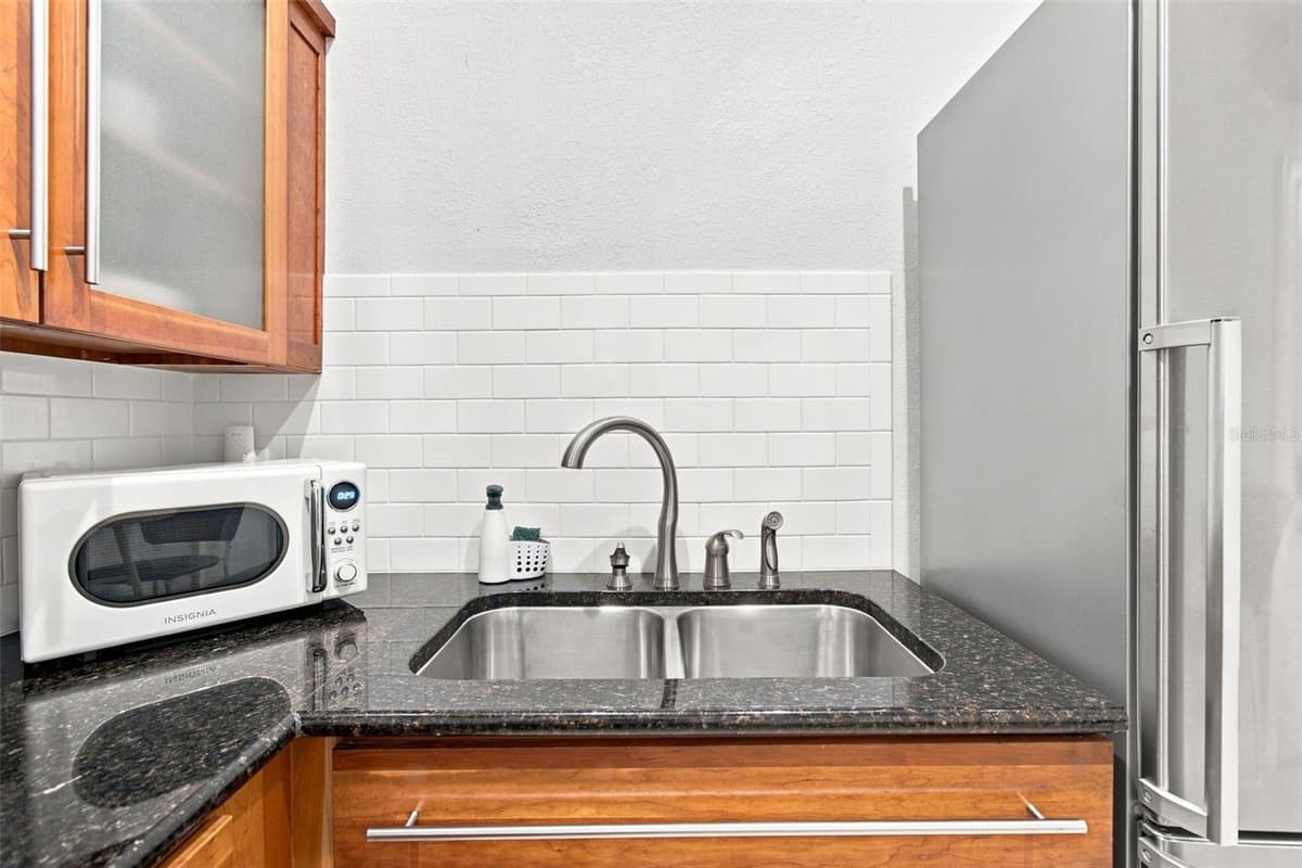 3745 1ST AVENUE — photo 76 of 94