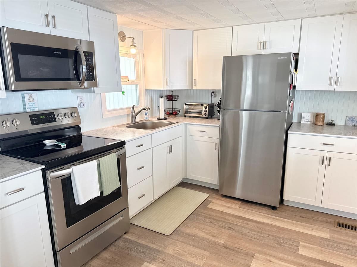 7214 MOUNT FAIRFIELD ROAD — photo 4 of 27