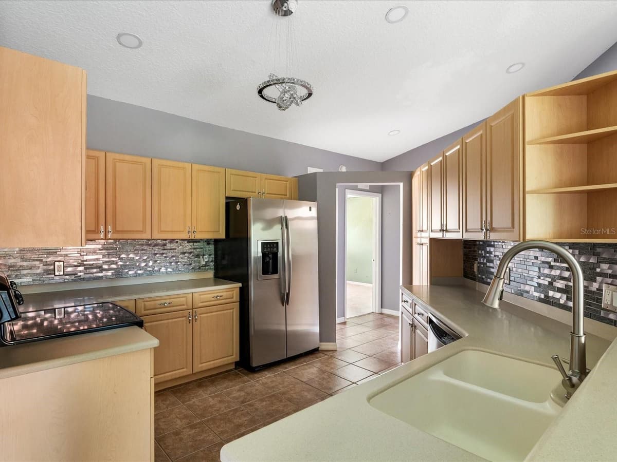 5336 EDGEWATER WAY — photo 3 of 20