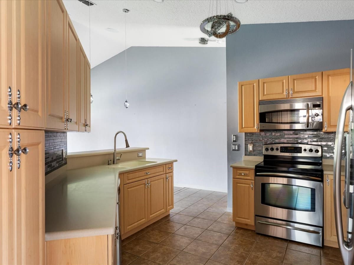 5336 EDGEWATER WAY — photo 4 of 20