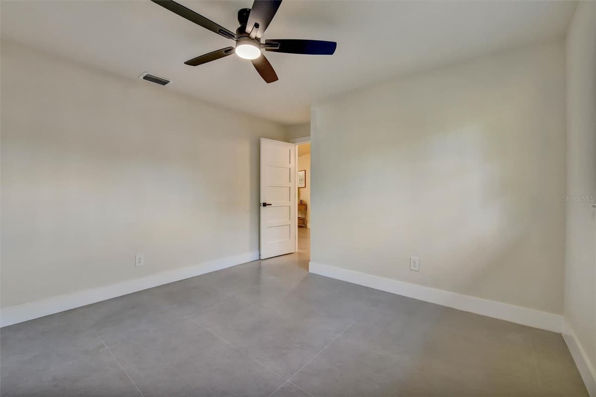 207 DUNBRIDGE DRIVE — photo 29 of 40