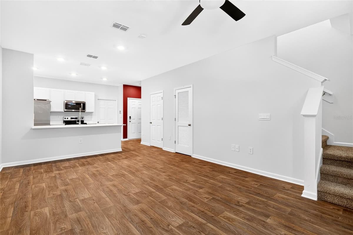871 RIVERTREE PLACE — photo 10 of 23