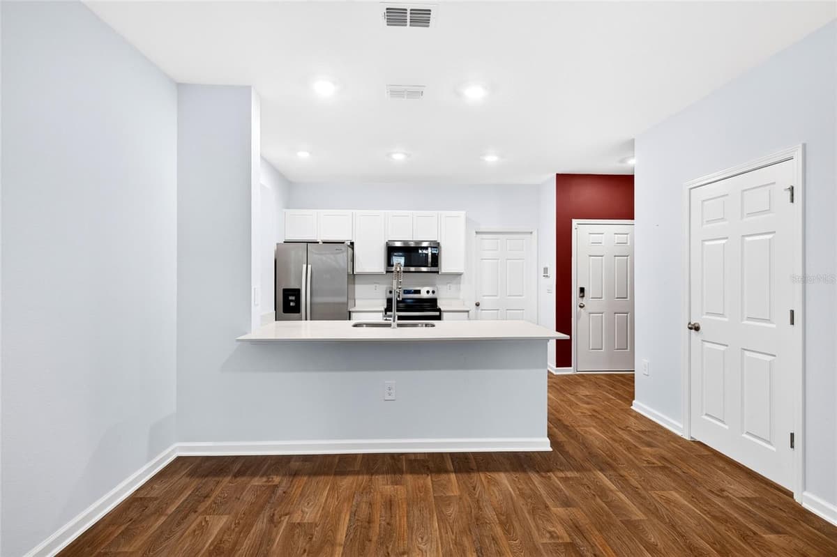 871 RIVERTREE PLACE — photo 8 of 23