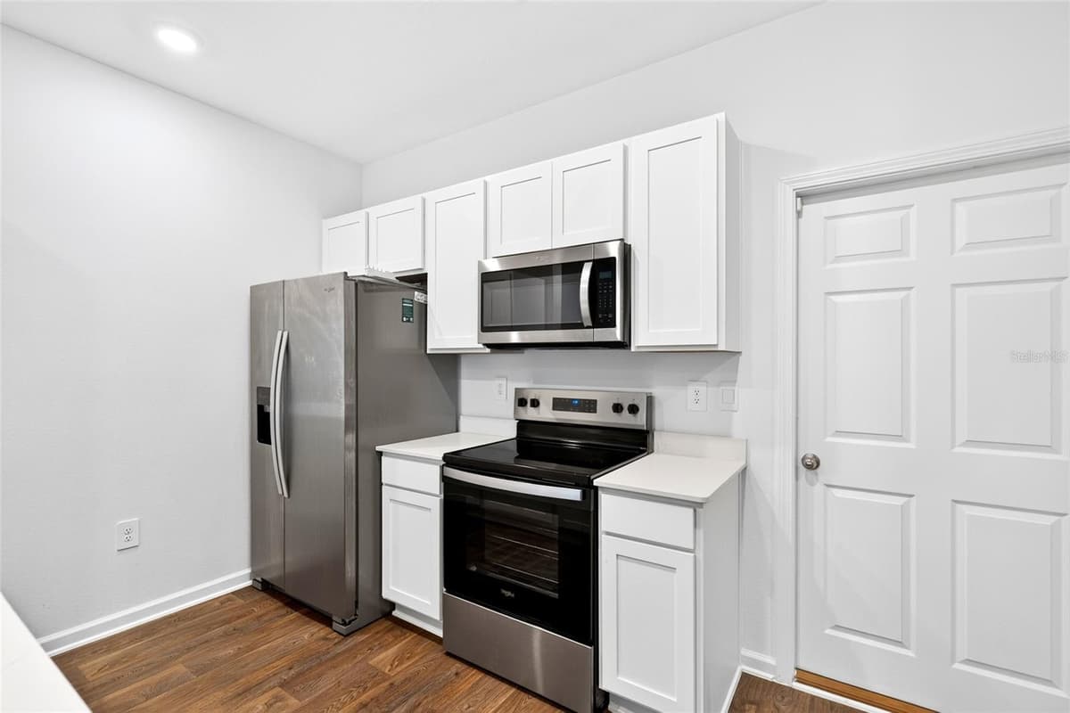 871 RIVERTREE PLACE — photo 4 of 23