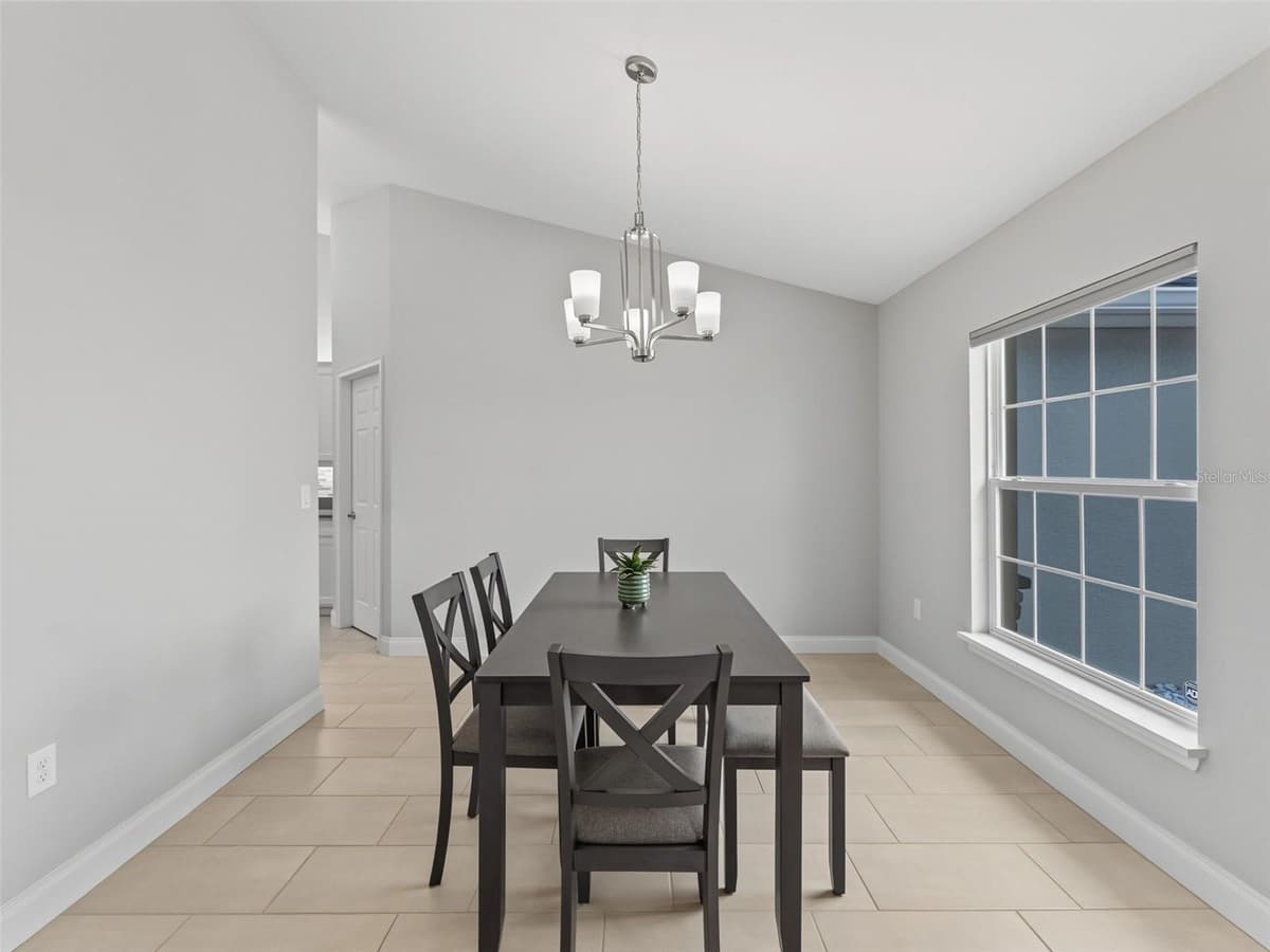3302 PEARLY DRIVE — photo 17 of 54