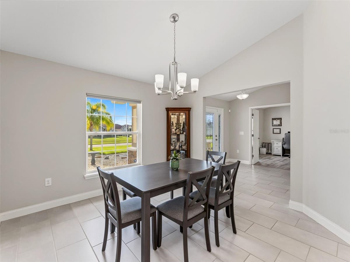 3302 PEARLY DRIVE — photo 18 of 54