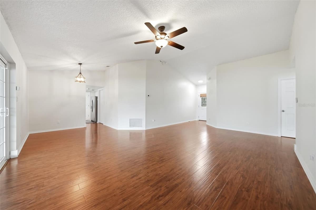 1003 WHEELER PLACE — photo 10 of 30