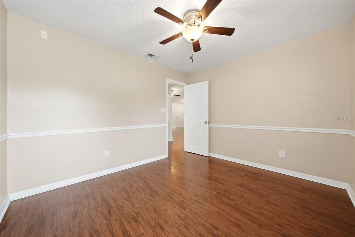1003 WHEELER PLACE — photo 12 of 30