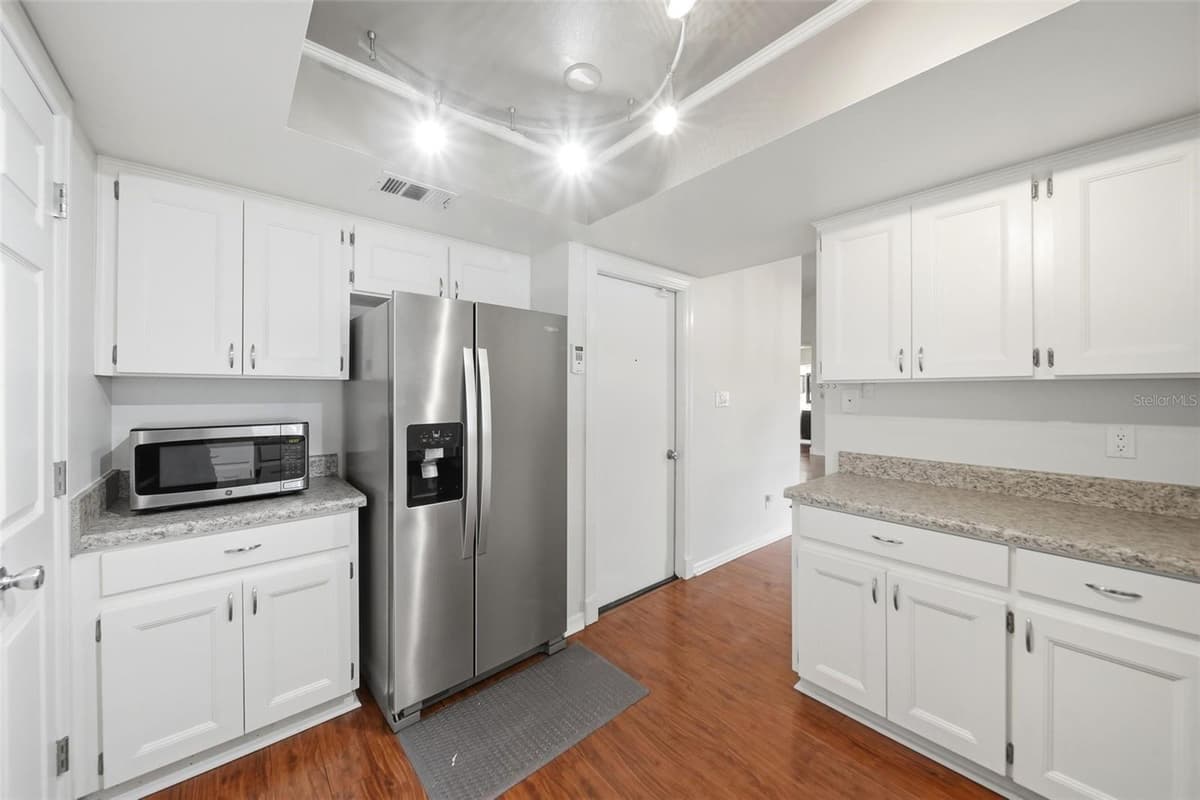1003 WHEELER PLACE — photo 5 of 30