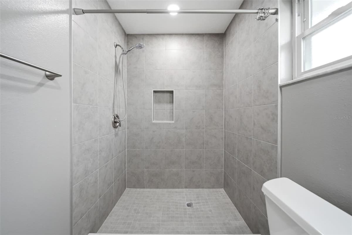 1003 WHEELER PLACE — photo 19 of 30