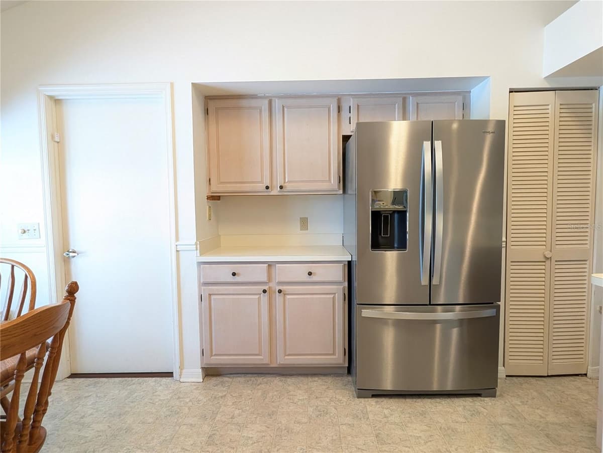 4286 MAE WEST WAY — photo 13 of 49