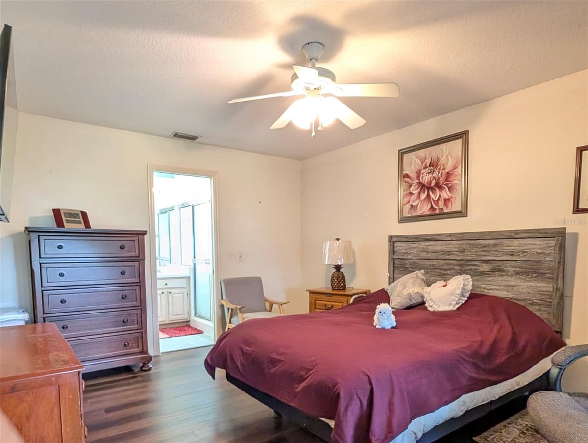 4286 MAE WEST WAY — photo 15 of 49