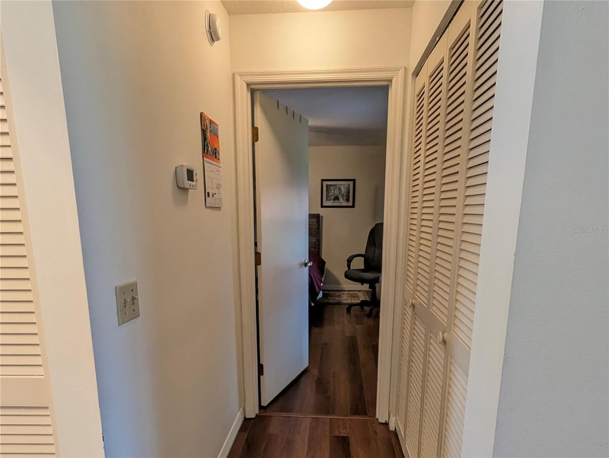 4286 MAE WEST WAY — photo 14 of 49