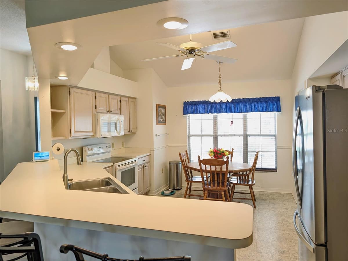 4286 MAE WEST WAY — photo 8 of 49