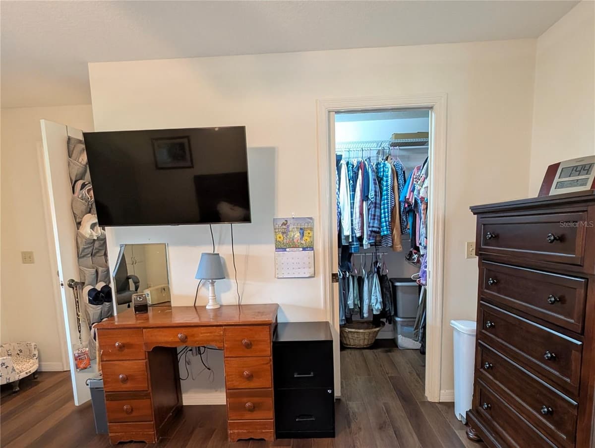 4286 MAE WEST WAY — photo 18 of 49