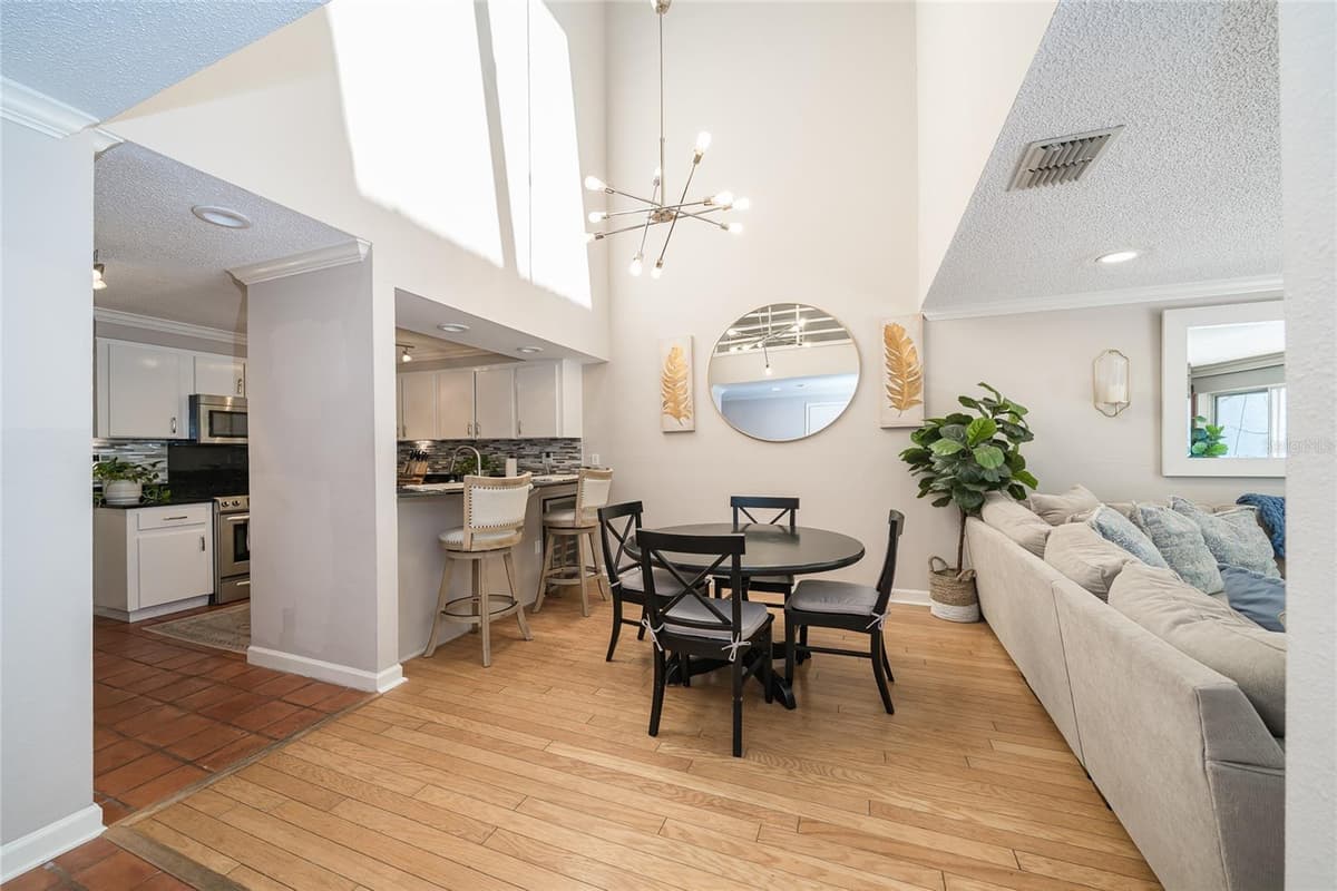 2939 KNIGHTS AVENUE — photo 4 of 55