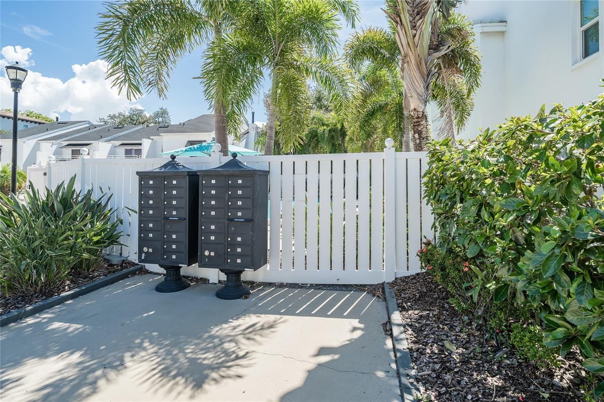 2939 KNIGHTS AVENUE — photo 20 of 55