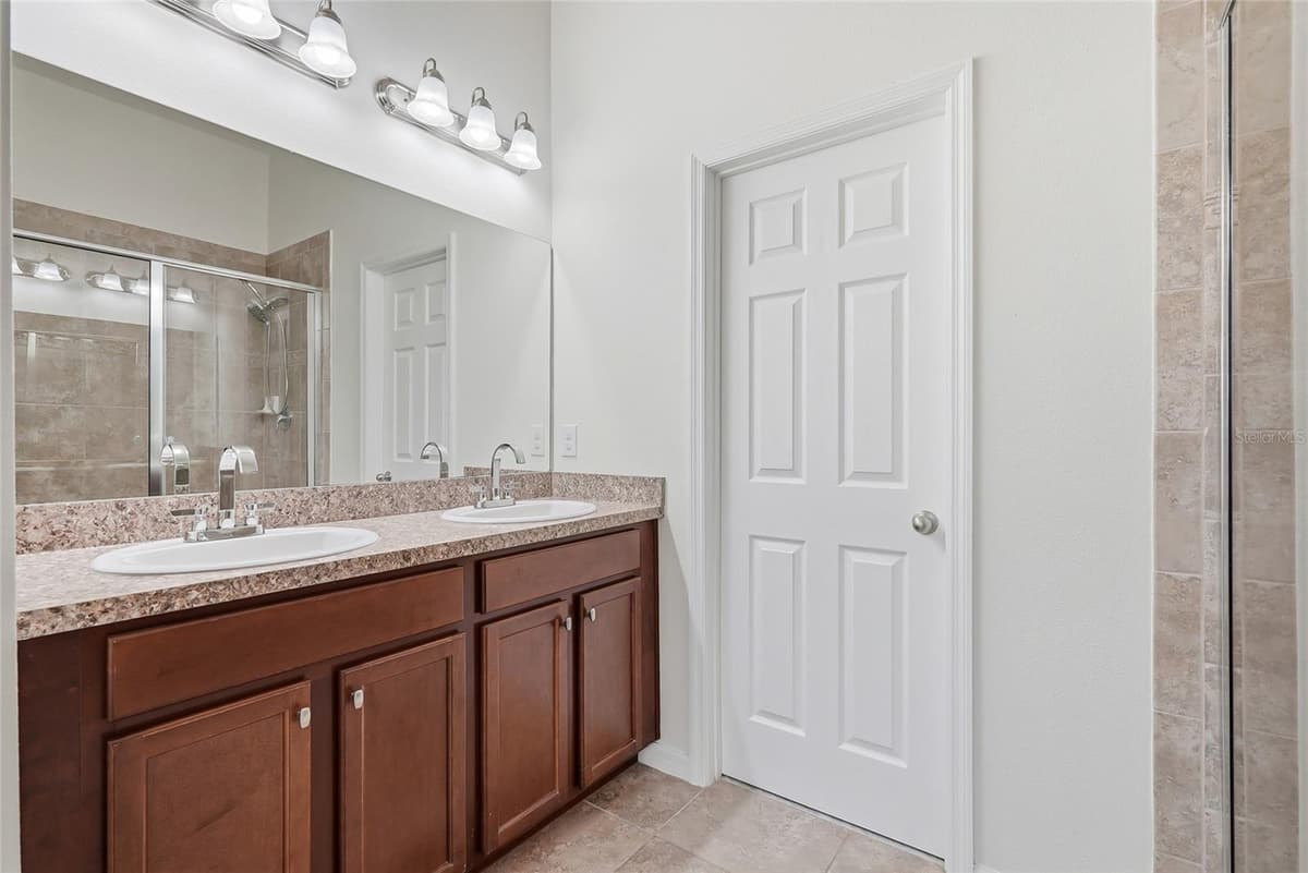 4097 70TH TERRACE — photo 38 of 39