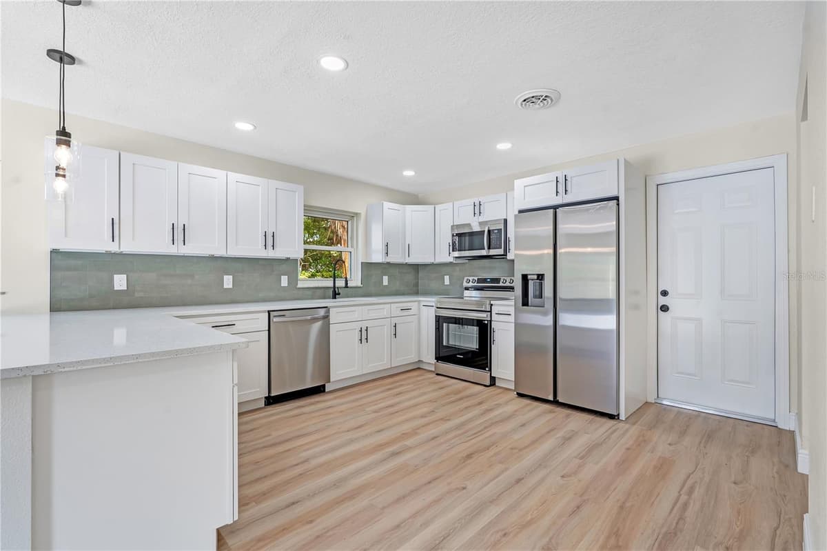 779 PARK MANOR DRIVE — photo 10 of 29