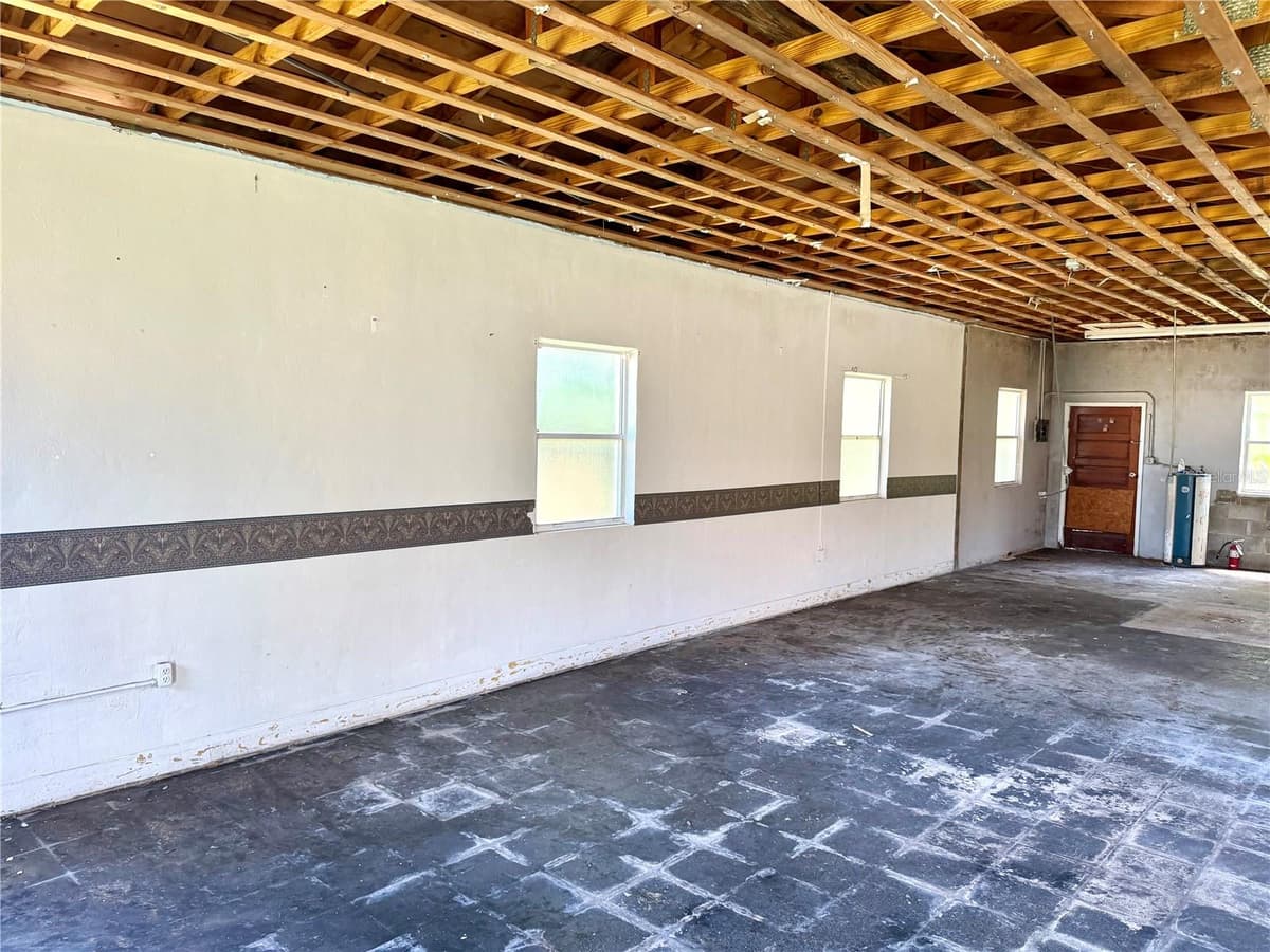 844 KLONDIKE STREET — photo 5 of 14