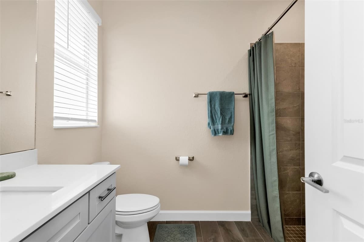 8472 SHORE LAKE DRIVE — photo 7 of 40