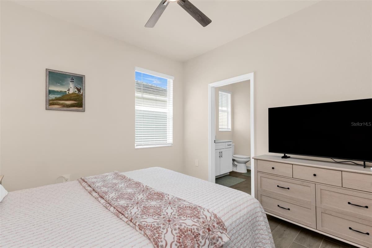 8472 SHORE LAKE DRIVE — photo 5 of 40