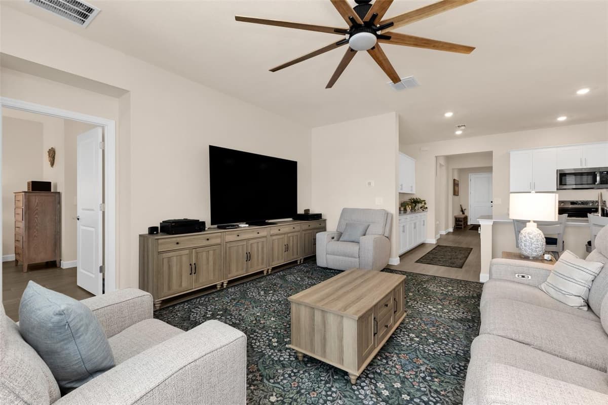 8472 SHORE LAKE DRIVE — photo 10 of 40